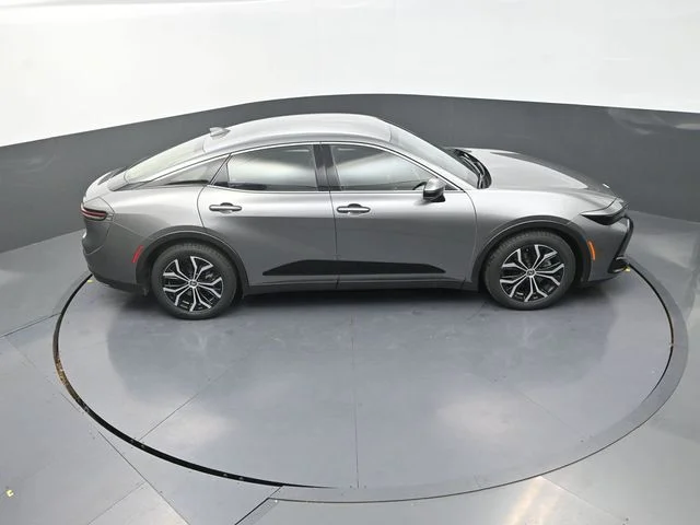 Used 2023  Toyota XLE image 29