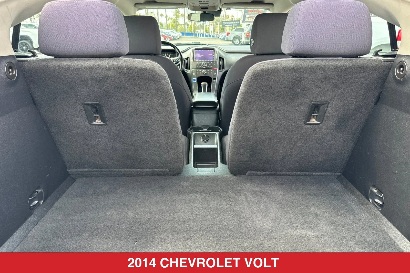Used 2014 White Chevrolet Base image 16