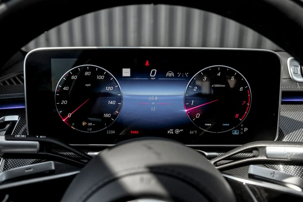 New 2026 MANUFAKTUR Moonlight White Metallic Mercedes-Benz S 580 image 13
