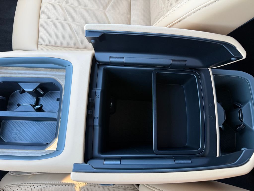 New 2027 Ebony Black Kia X-LINE SX image 33