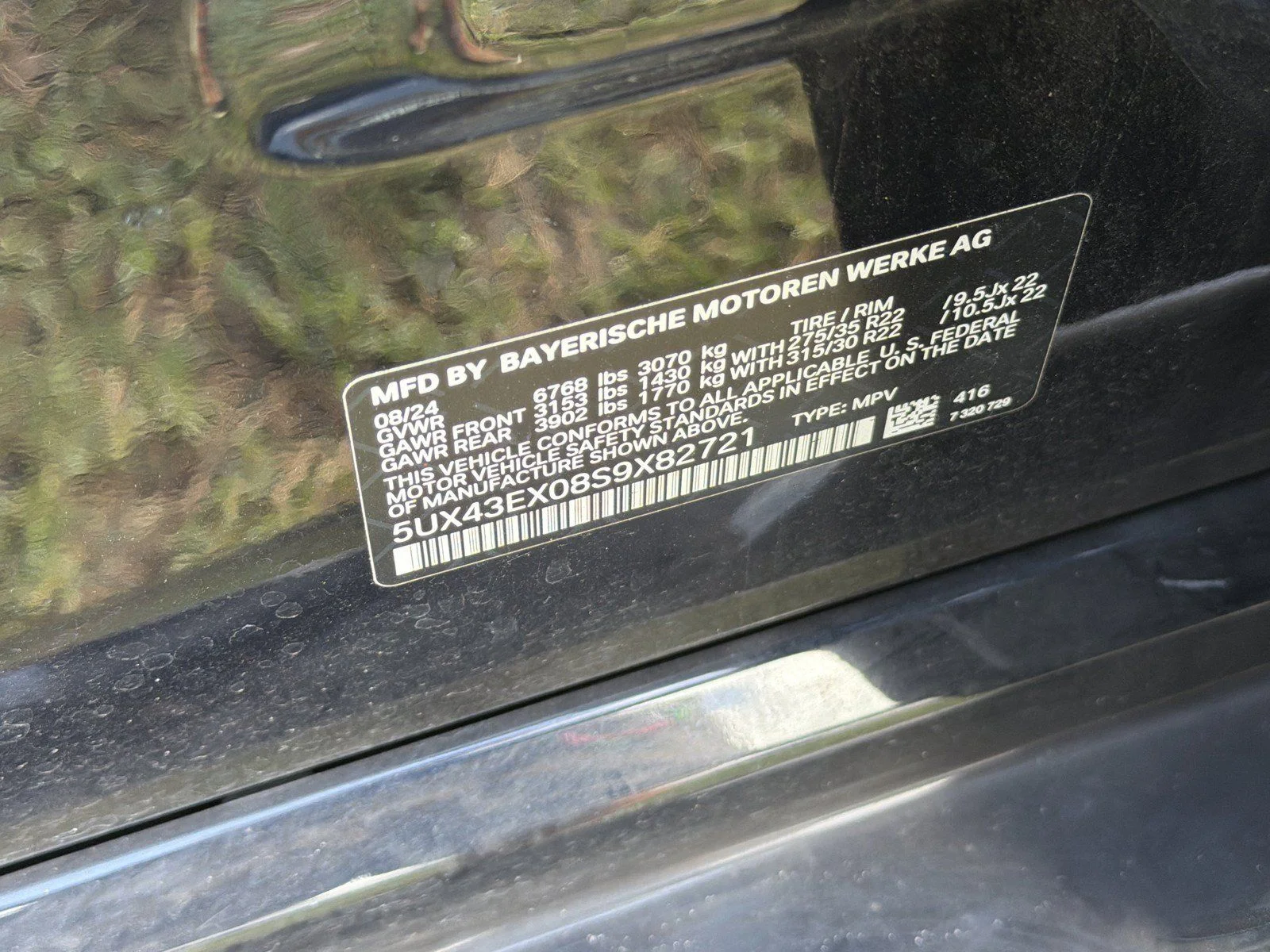 Certified Used 2025 Carbon Black Metallic BMW M60i image 40