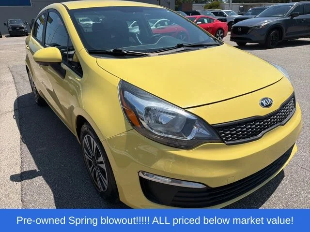 Used 2016 Yellow Kia LX image 18