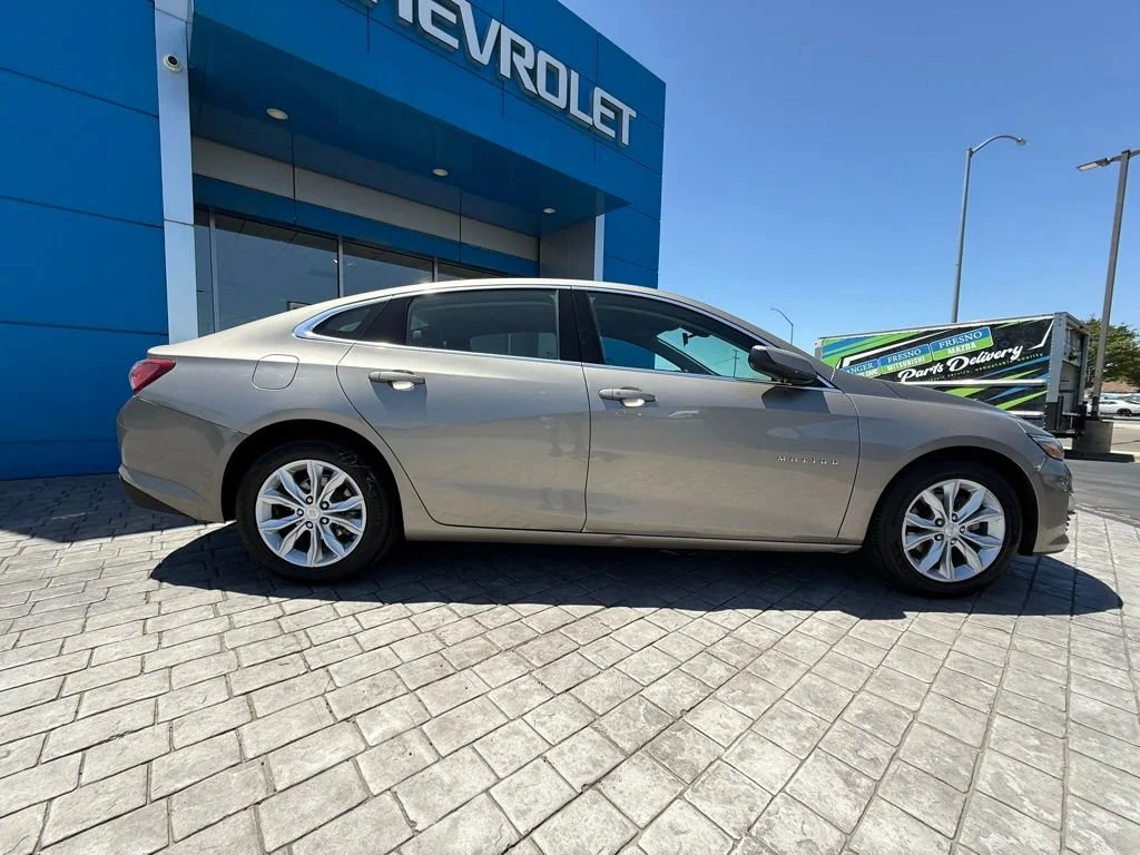 Used 2022 Mineral Gray Metallic Chevrolet LT image 7