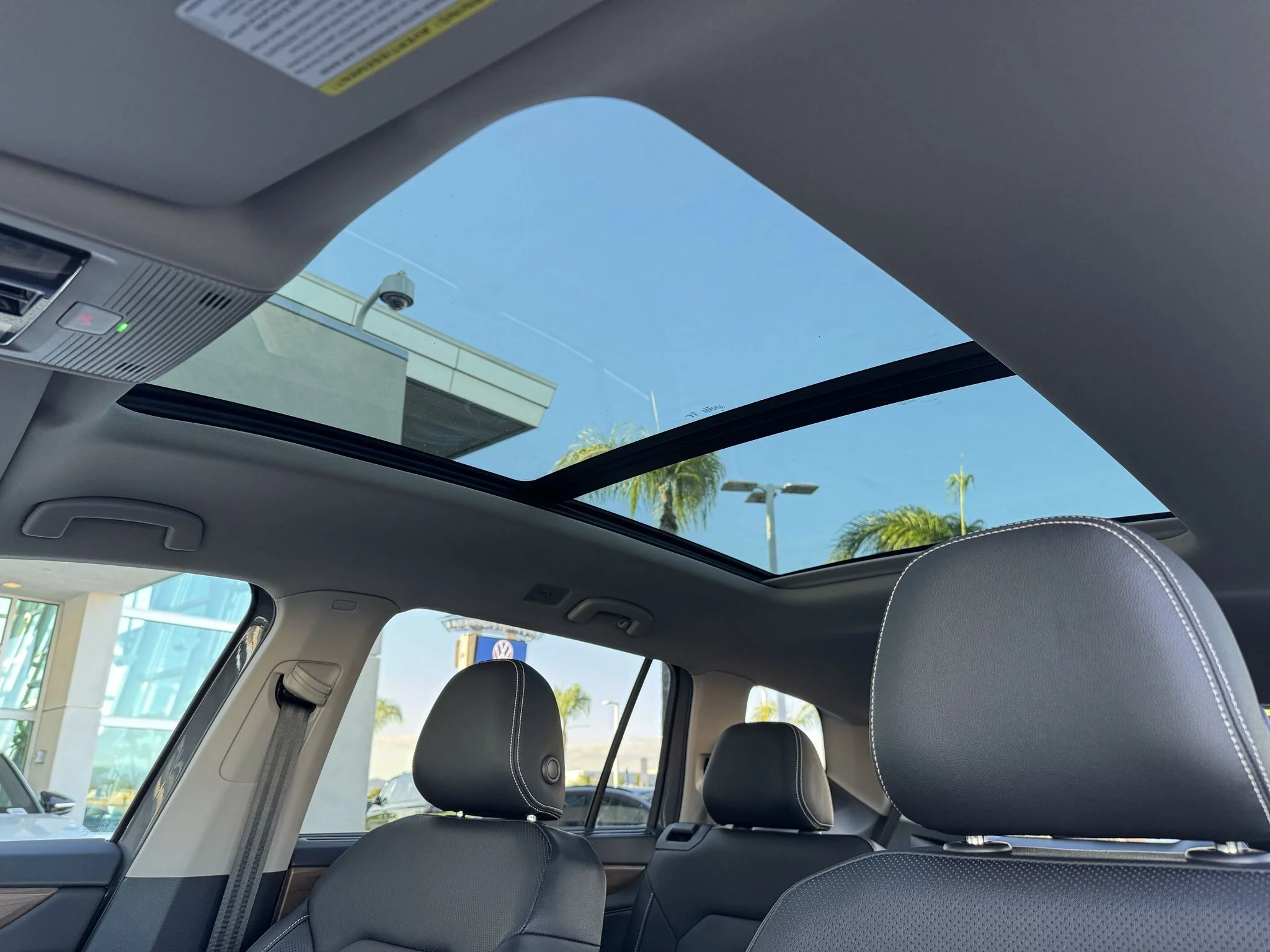 New 2026 Pure Gray Volkswagen 2.0T SE w/Technology image 28