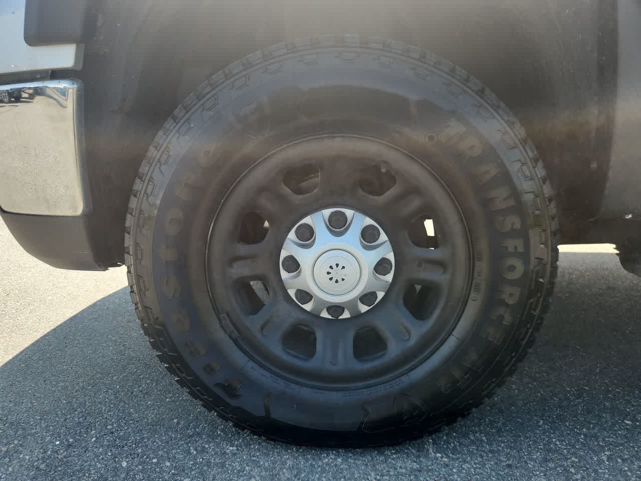 Used 2012 Quicksilver Metallic GMC SLT image 10