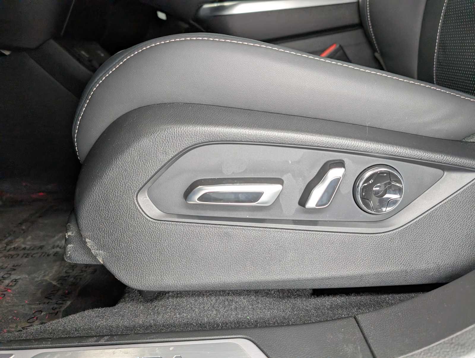 New 2026 Liquid Carbon Metallic Acura w/Technology Package image 37