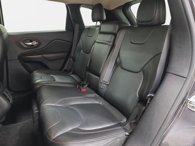 Used 2016 Gray Jeep Limited image 13