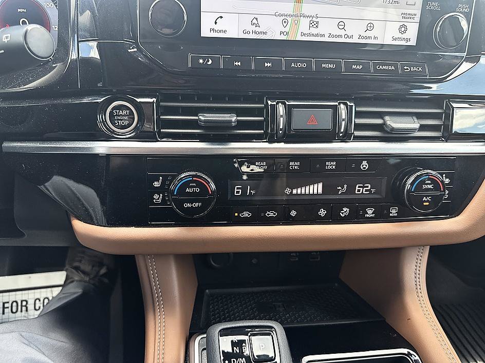 Certified Used 2024 Pearl White Tricoat Nissan Platinum image 28