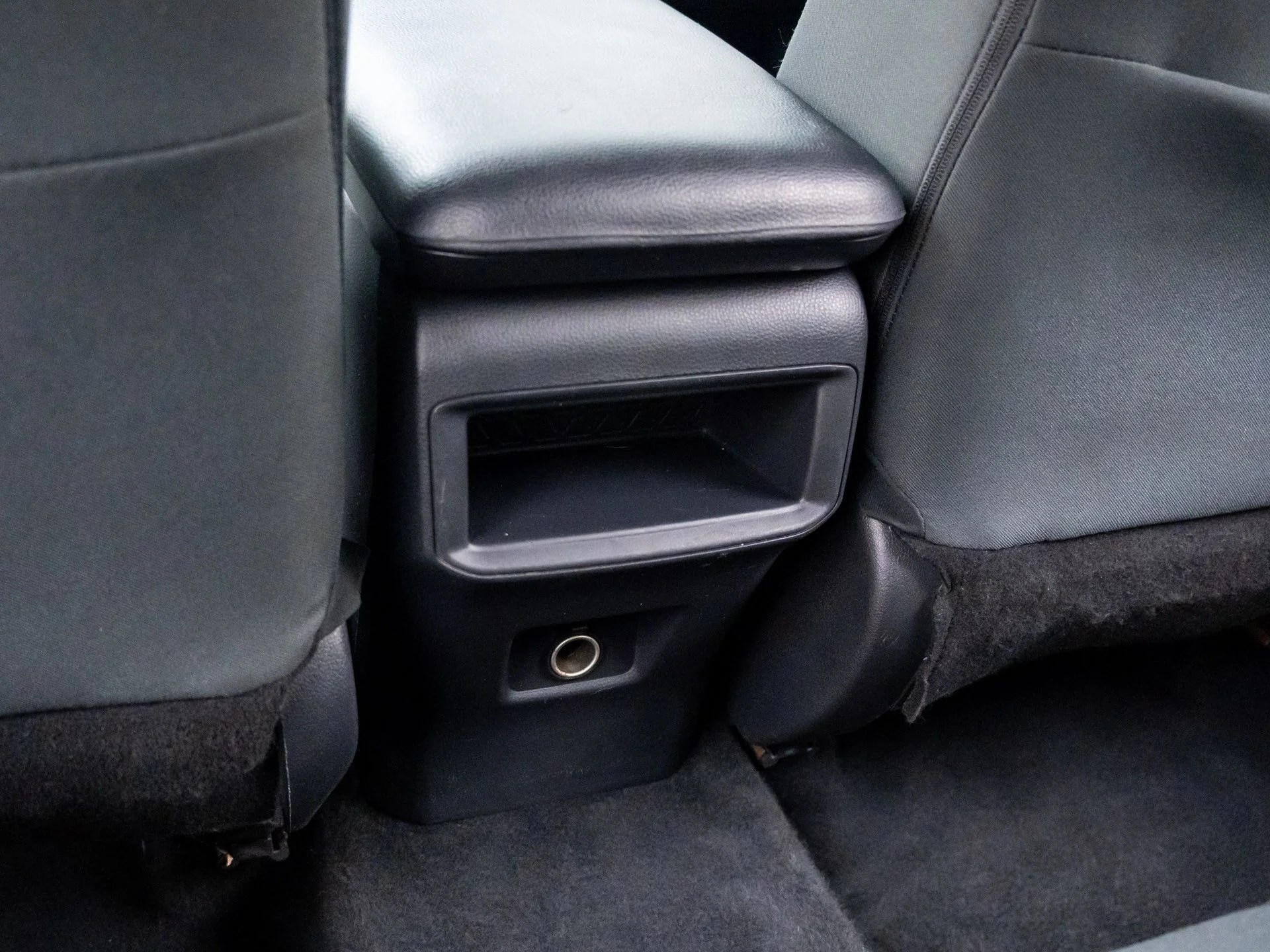 Used 2021 Gray Toyota LE image 17