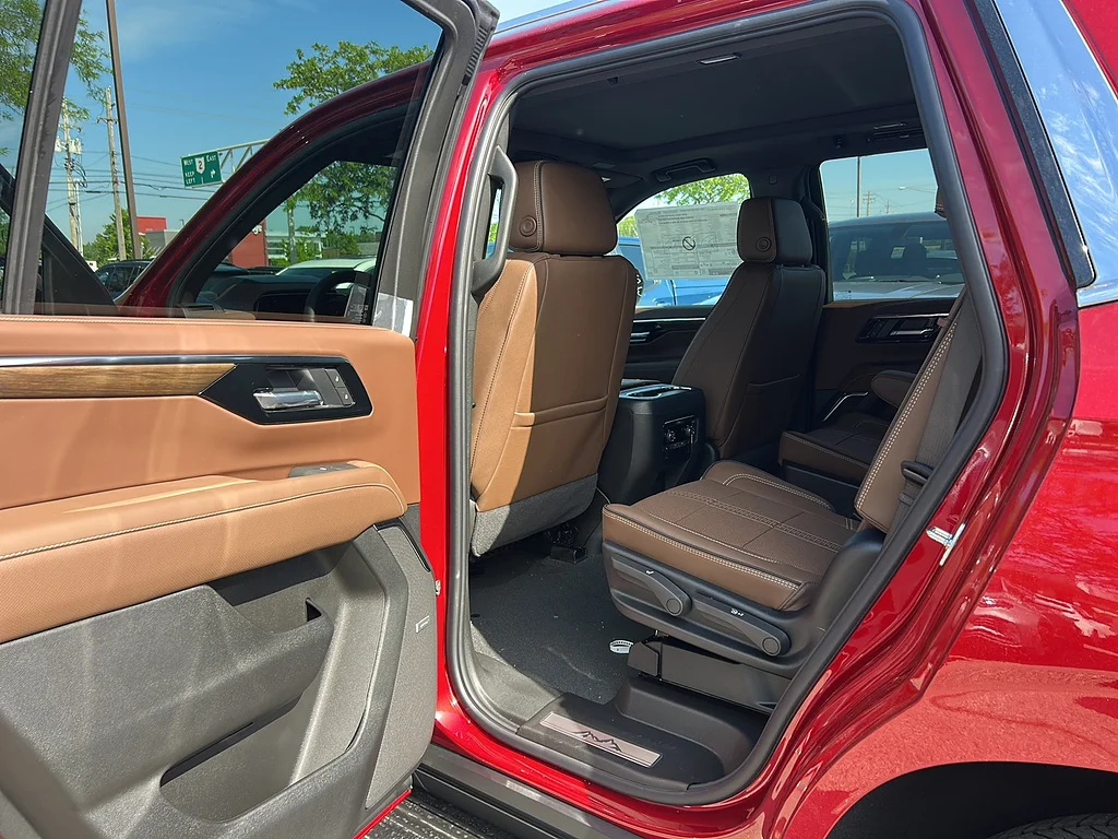 2026 Chevrolet Tahoe High Country - Photo 9