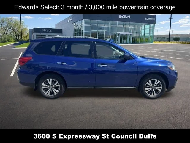 Used 2020 Blue Nissan SL image 2