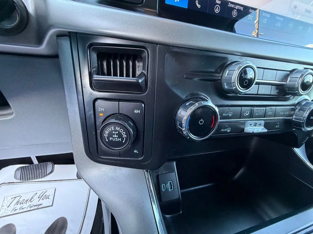 Used 2024 Black Ford XLT image 24