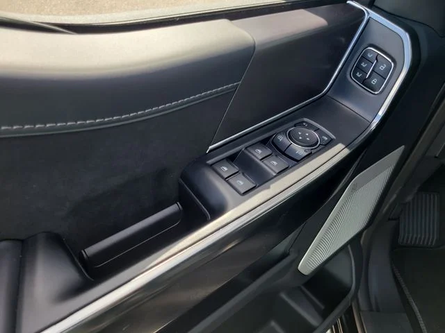 New 2026 Black Metallic Ford Platinum image 17