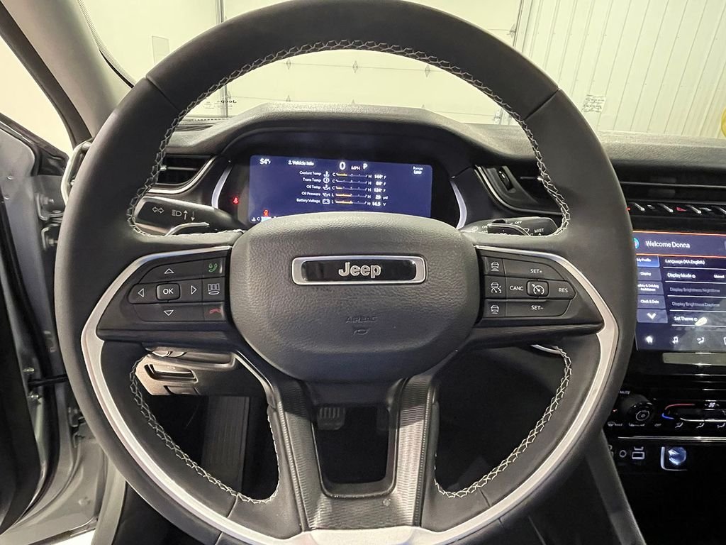 Used 2023 Silver Jeep Laredo image 32