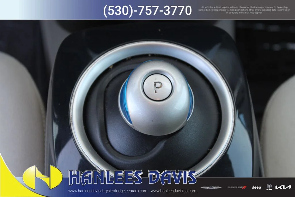 Used 2012 White Nissan SV image 18