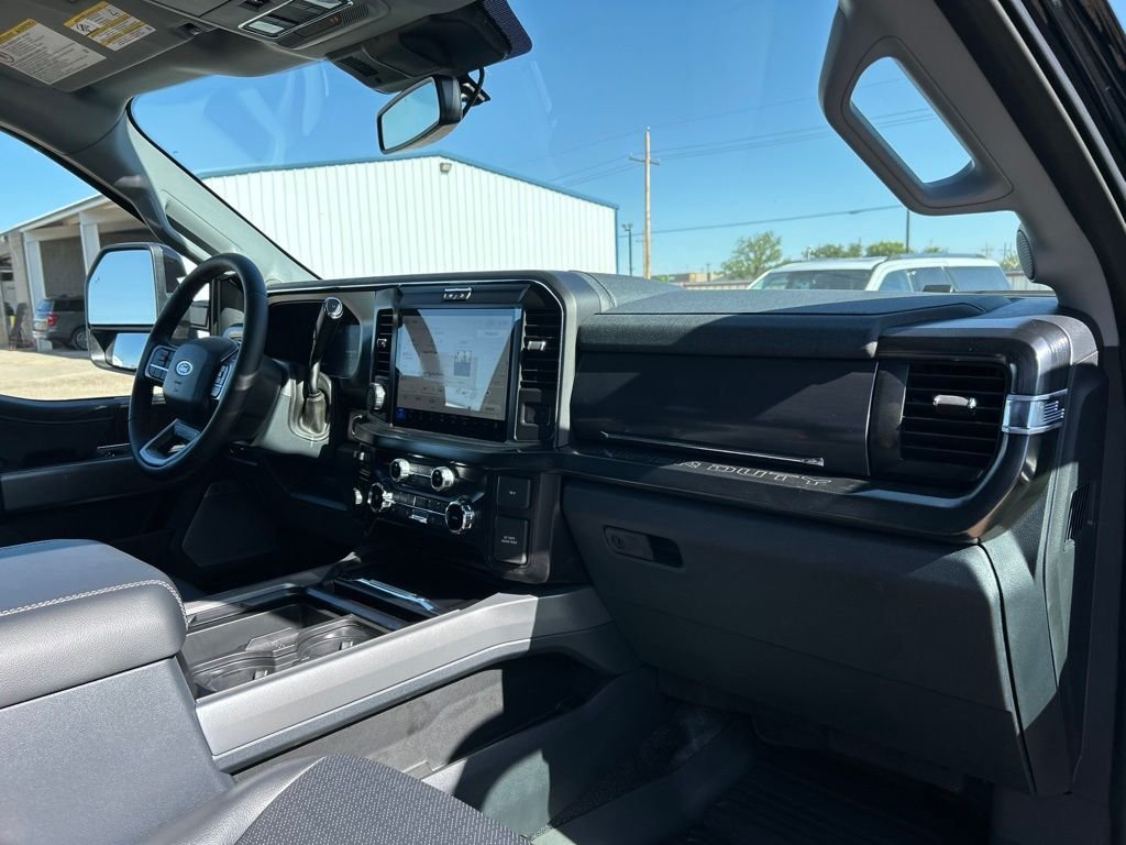 New 2026 Agate Black Metallic Ford Lariat image 49