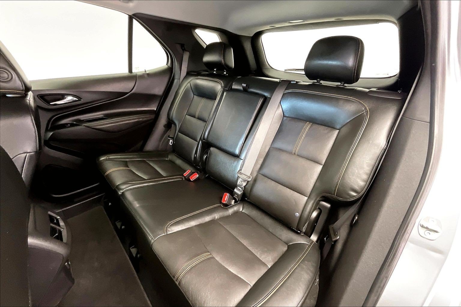 Used 2023 Sterling Gray Metallic Chevrolet Premier image 19