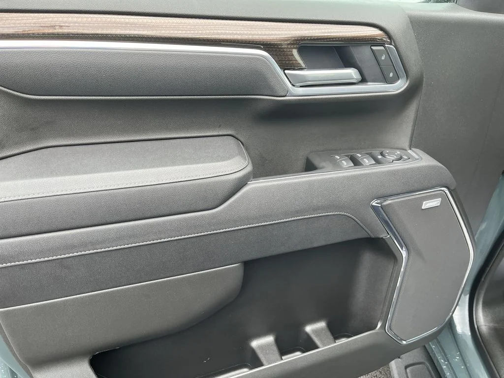Used 2025 Gray Chevrolet LT Trail Boss image 13