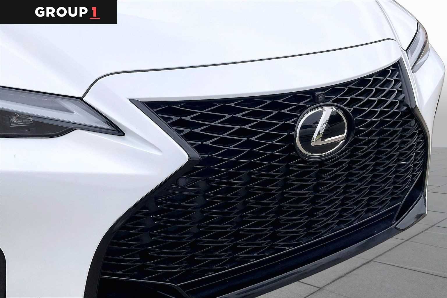 Certified Used 2024 WHITE NOVA GLASS FLAKE Lexus F SPORT image 27