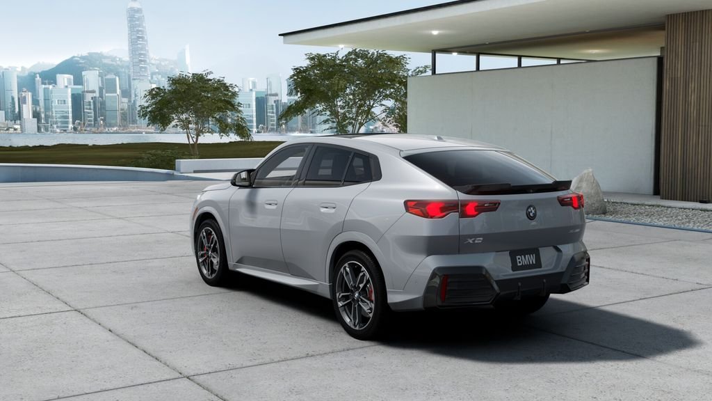 New 2027 Brooklyn Grey Metallic BMW xDrive28i image 24