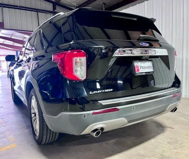 Used 2021 Black Ford Limited image 5