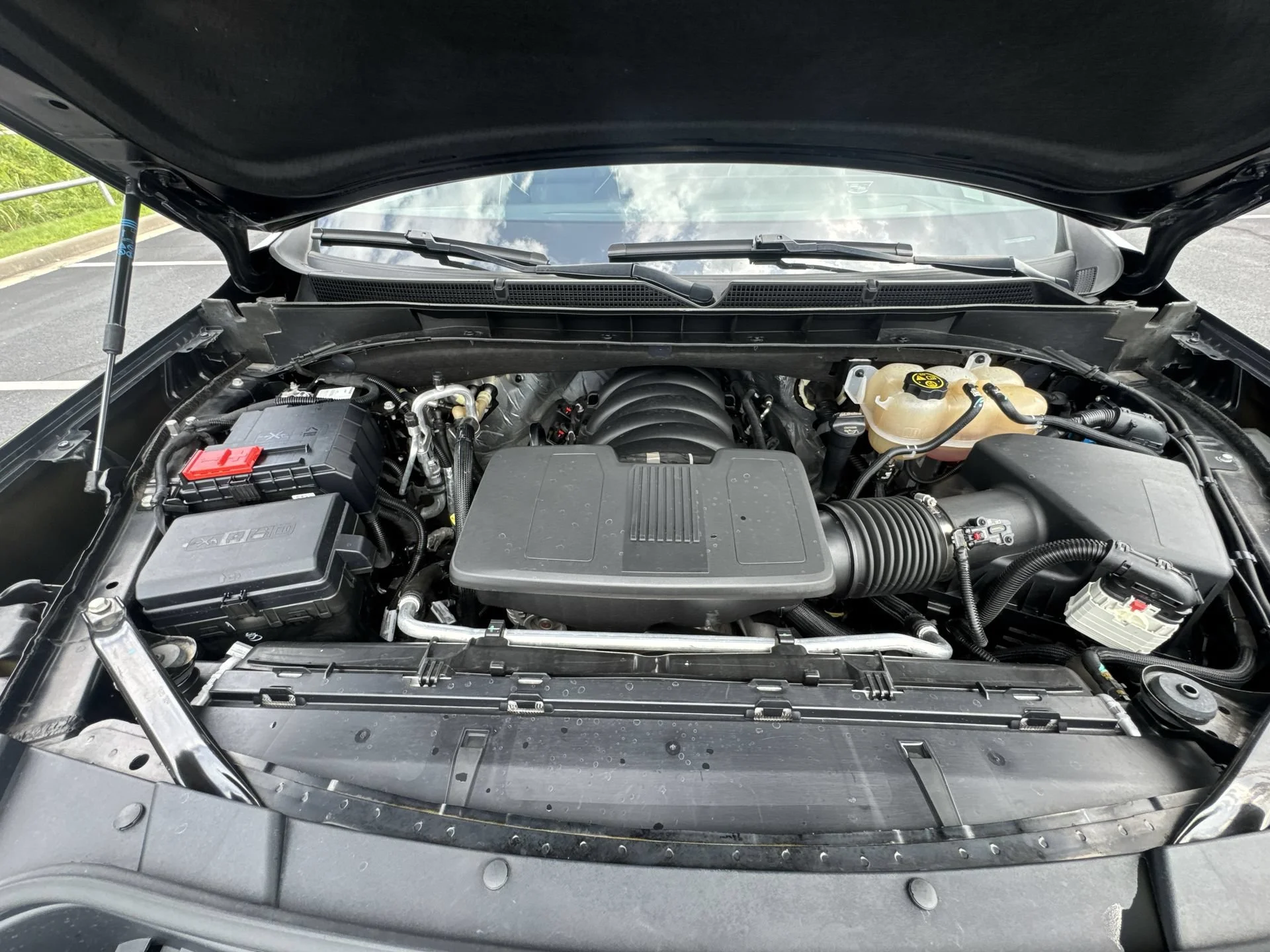 Used 2022 Black Raven Cadillac Sport image 28