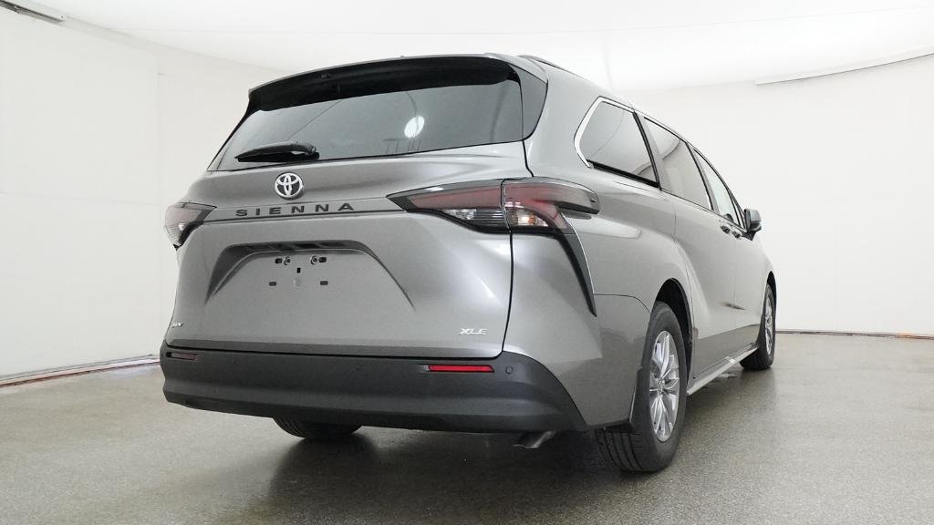New 2026 Heavy Metal Toyota XLE image 21