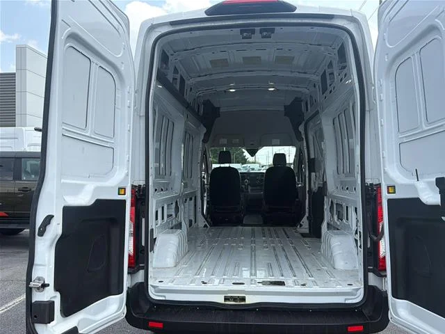 Used 2025 Oxford White Ford  image 25