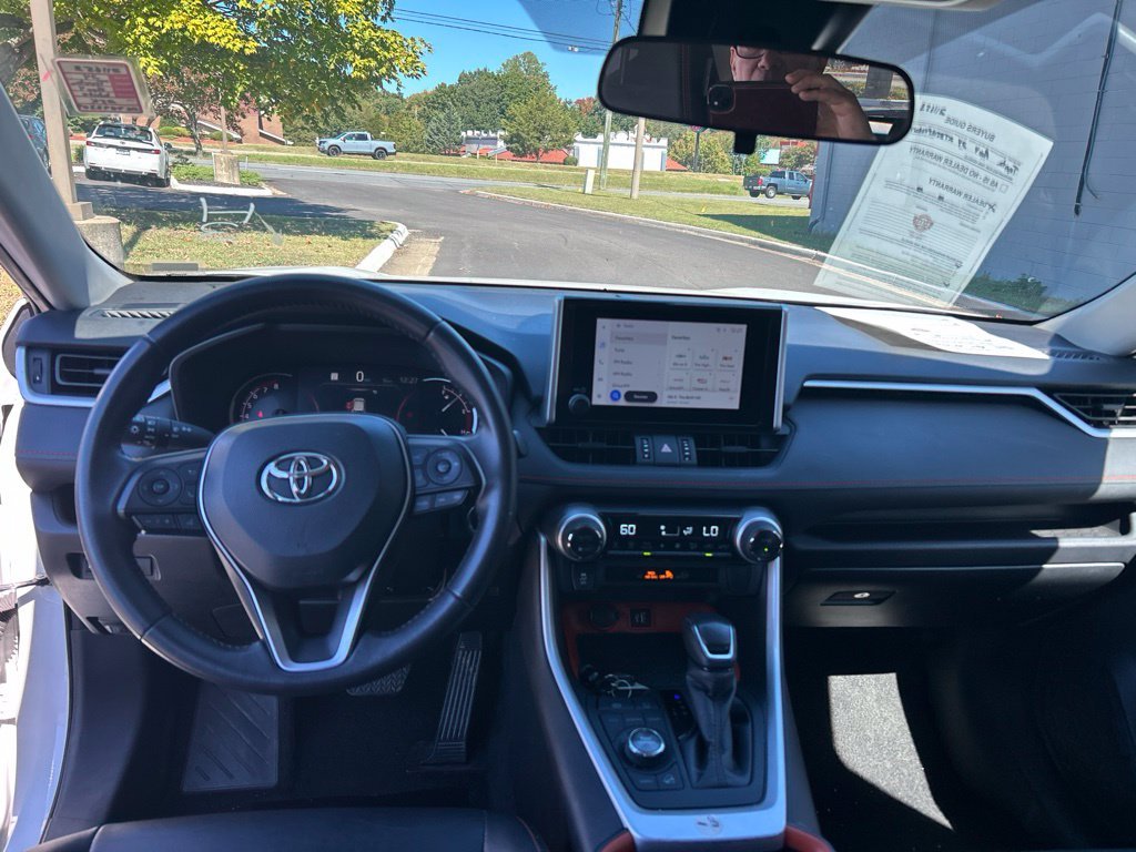 Used 2024 White Toyota Adventure image 11