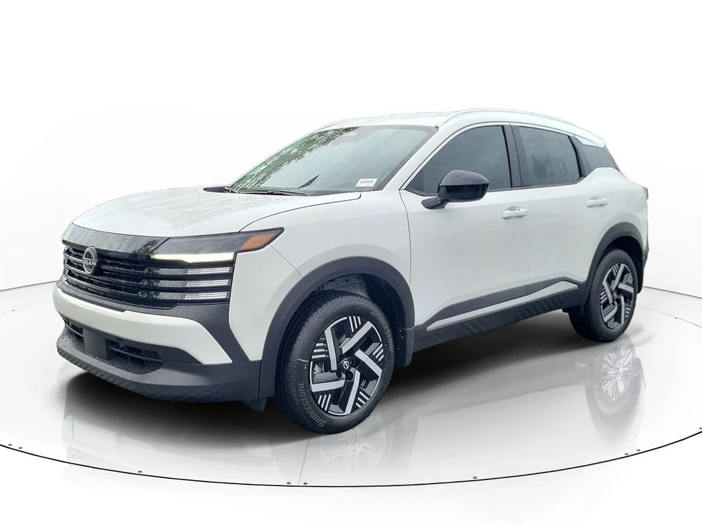 New 2026 White Nissan SV image 4