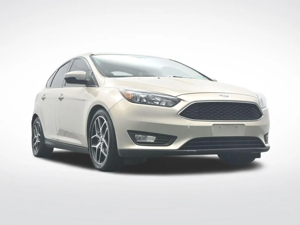 Used 2017 White Gold Metallic Ford SEL image 45