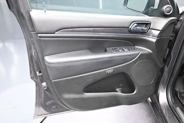 Used 2021 Gray Jeep Overland image 17