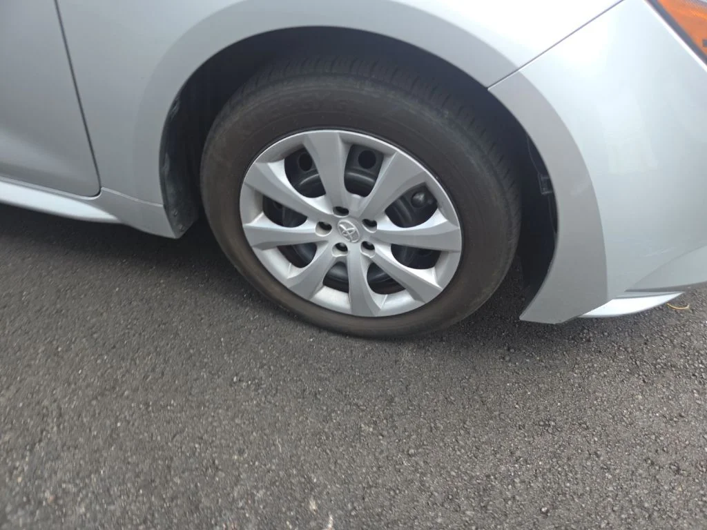 Used 2025 Silver Toyota LE image 18