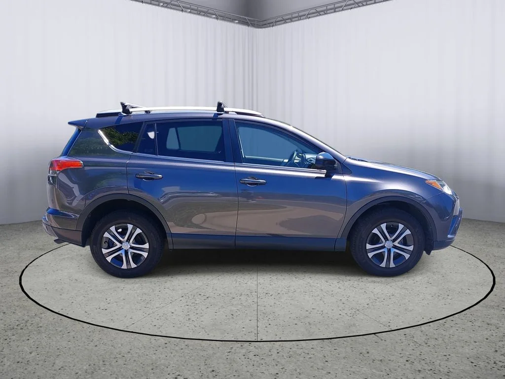 Used 2018 Gray Toyota LE image 2