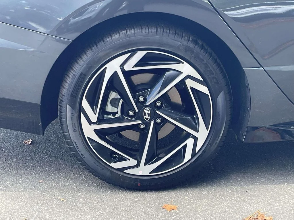 New 2026 Gray Hyundai SEL Sport image 7
