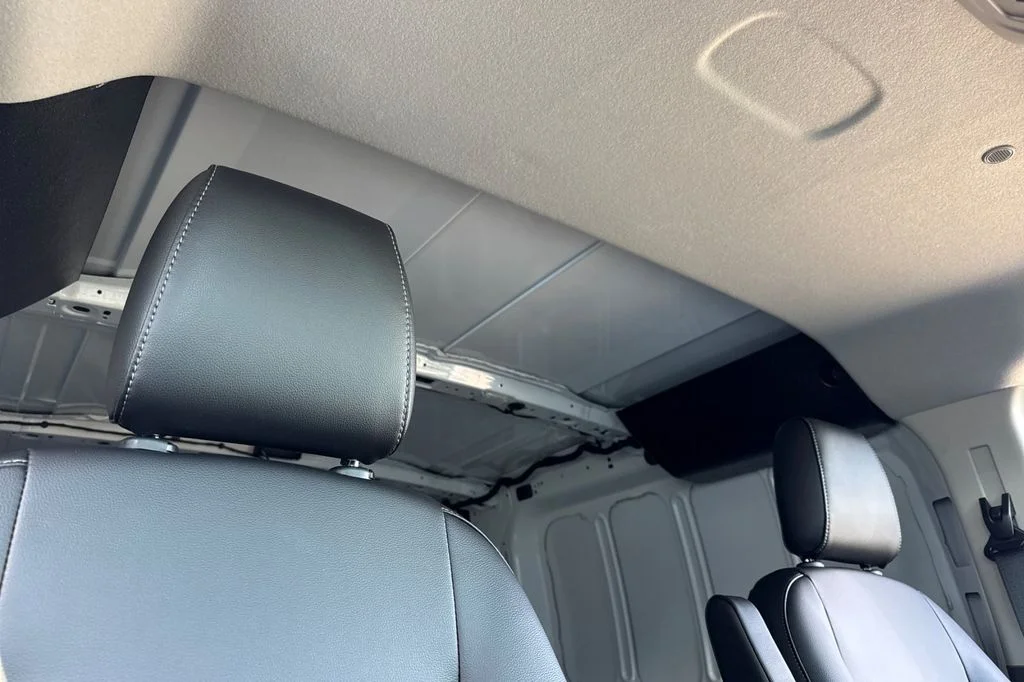 New 2026 Oxford White Ford Cargo Van image 18