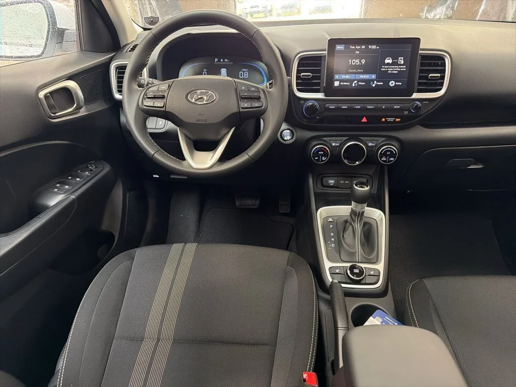 Used 2026 Lunar White Hyundai SEL image 15
