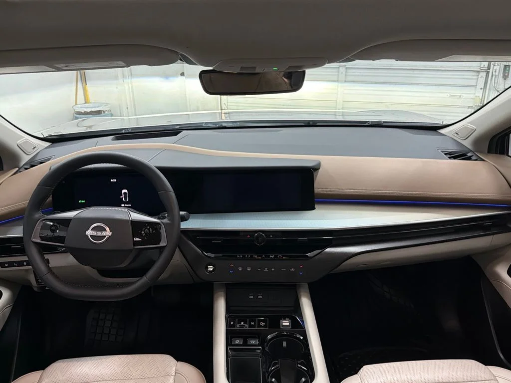 Used 2025 Gold Nissan Platinum image 29