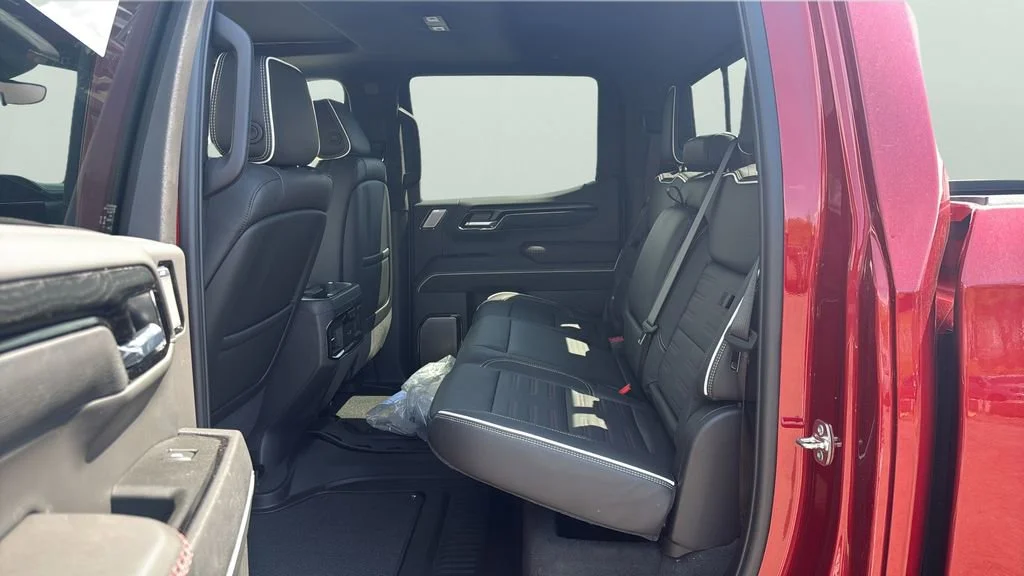 2026 GMC Sierra 1500 AT4X - Photo 39