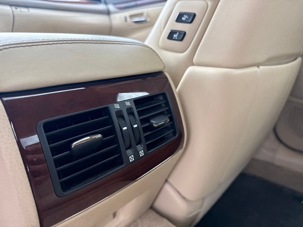 Used 2014 White Lexus 460 image 24