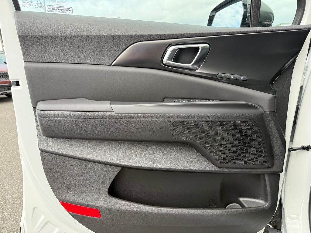 New 2027 White Kia EX image 19