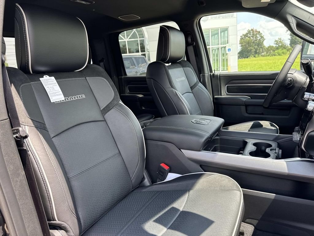2026 RAM 2500 Laramie - Photo 24