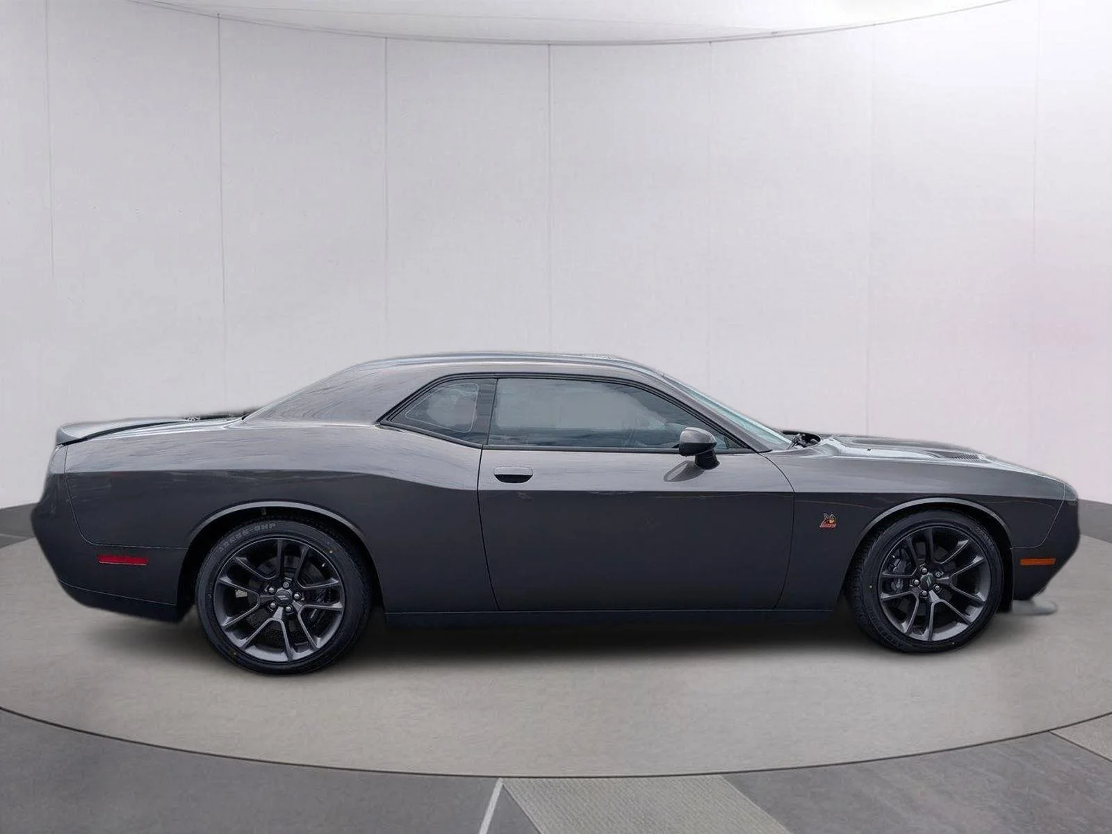 Used 2023 gray Dodge R/T Scat Pack image 6
