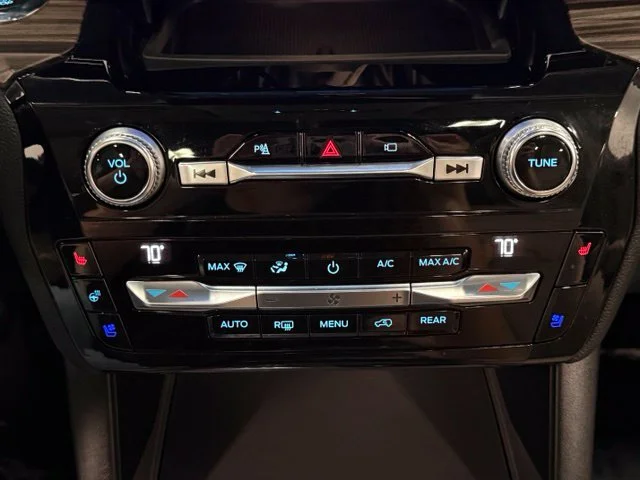 Used 2021 White Ford Limited image 27