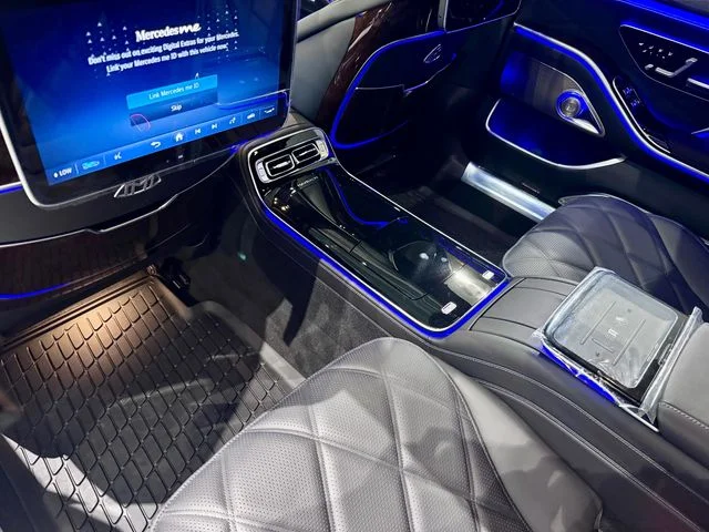 New 2026 Black Mercedes-Benz Maybach S 580 image 33