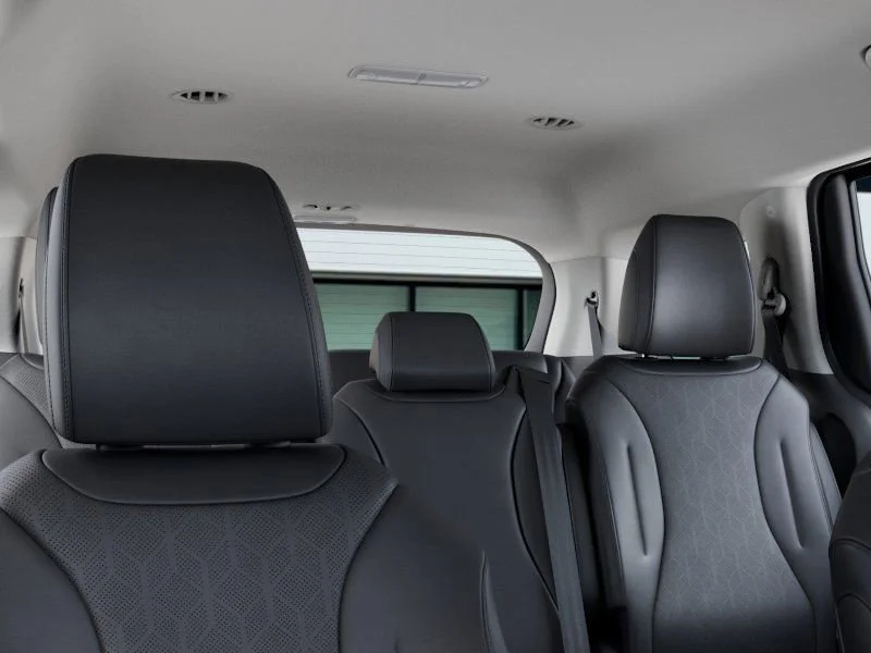 New 2026 Aurora Black Pearl Kia LXS image 27