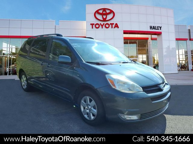 2004 Toyota Sienna XLE