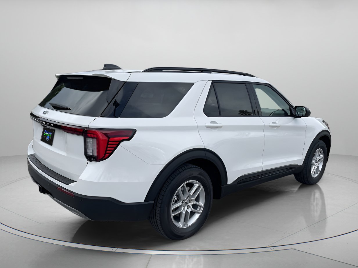 New 2026 Star White Metallic Tri-Coat Ford Active image 3