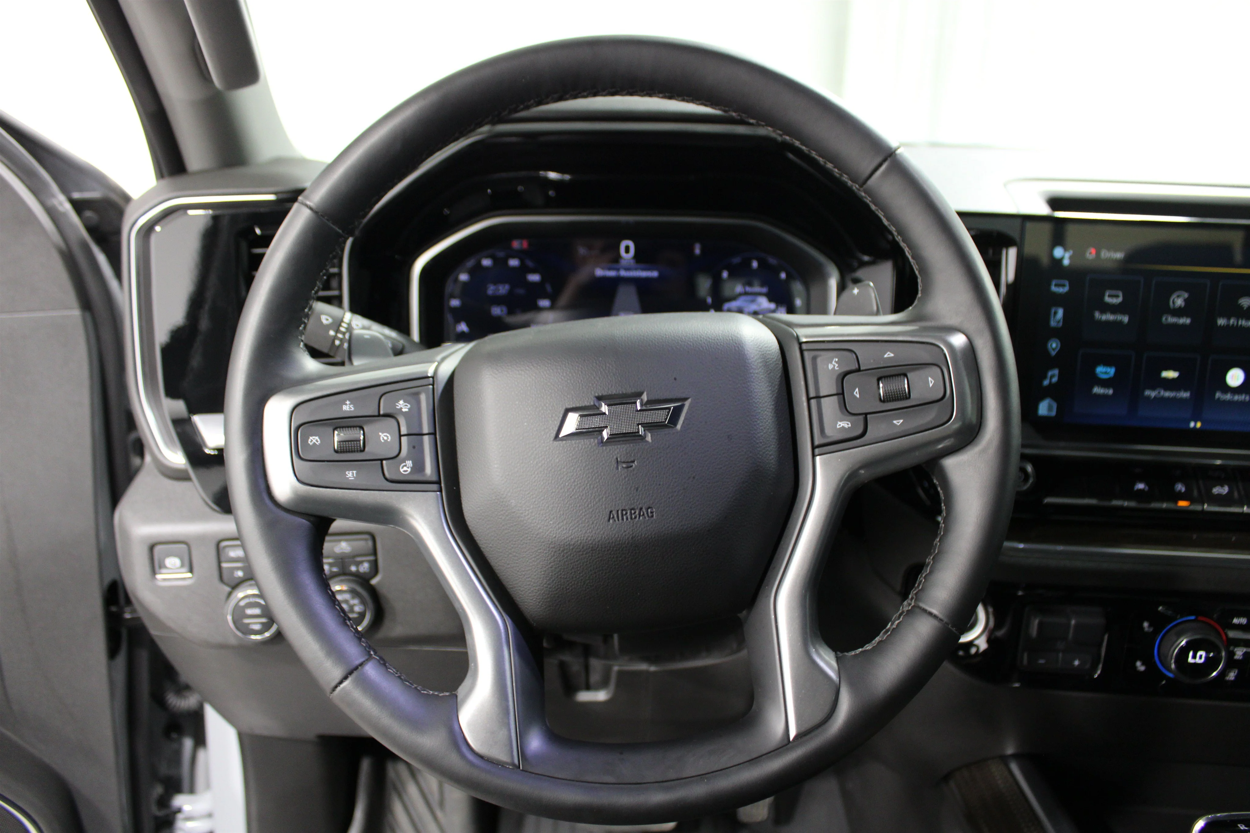 2024 Chevrolet Silverado 1500 RST - Photo 10