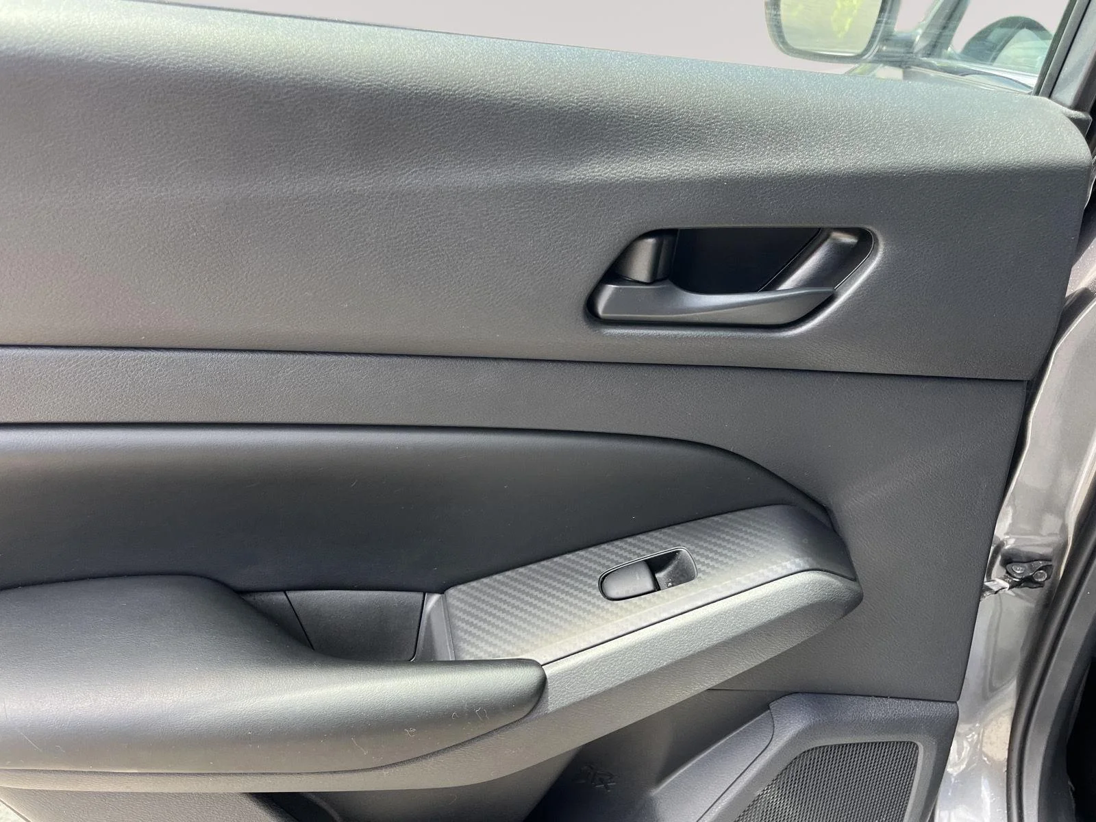 Certified Used 2025 Gun Metallic Nissan S image 16